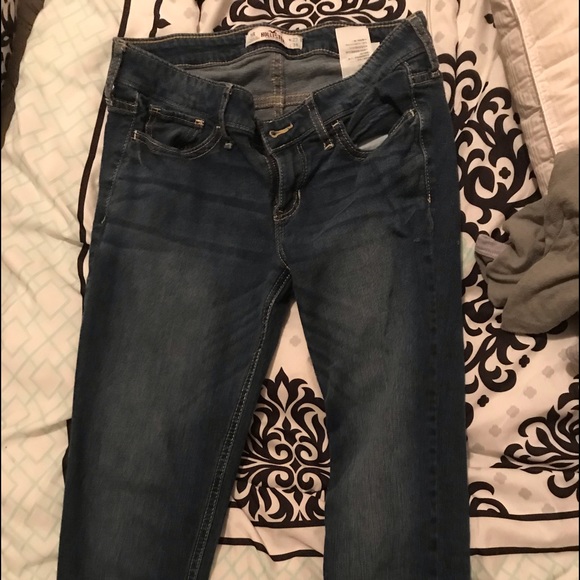 Hollister jeans - Picture 1 of 3